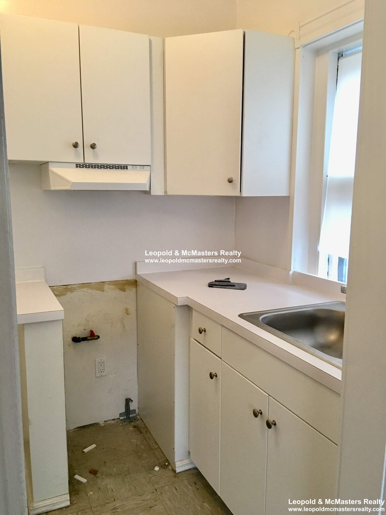 146 Oxford St, Porter Square