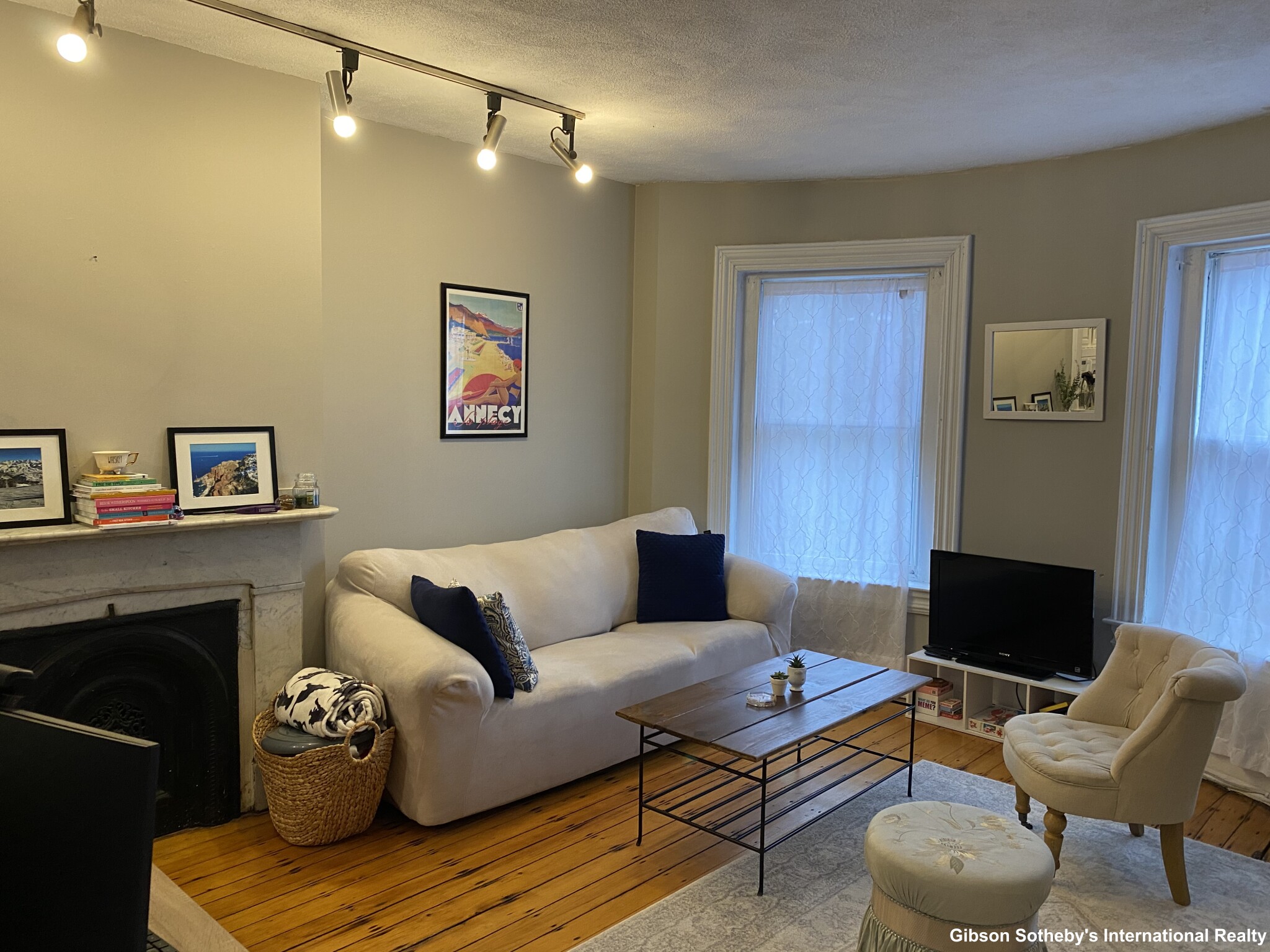 87 Worcester St, South End