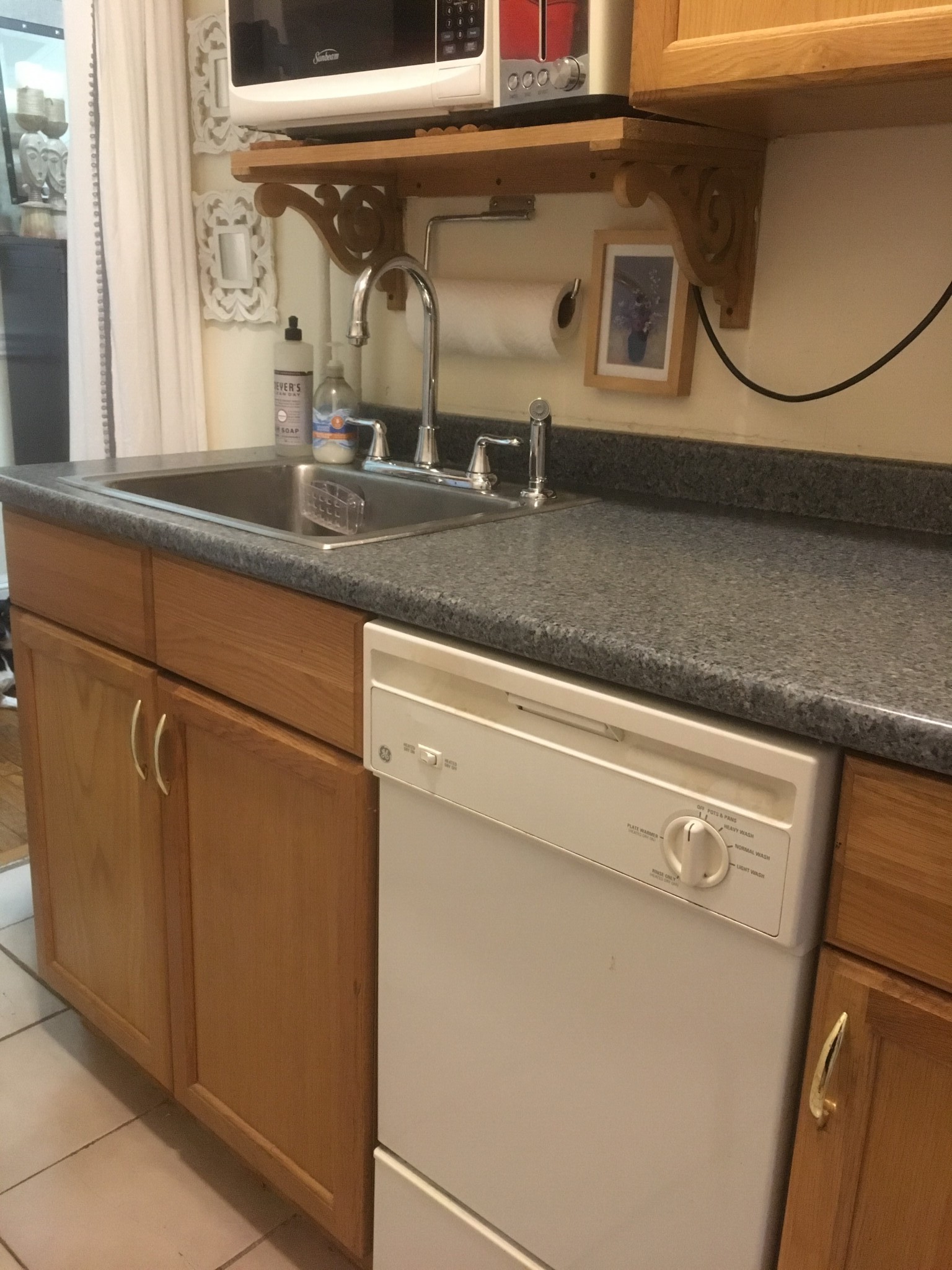 352 Riverway, Mission Hill