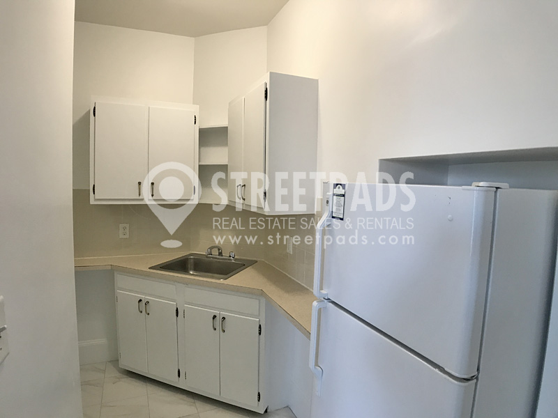 1539 Beacon St, Coolidge Corner