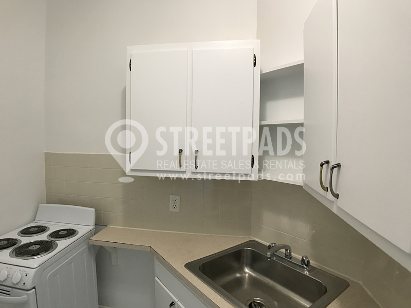 1539 Beacon St, Coolidge Corner