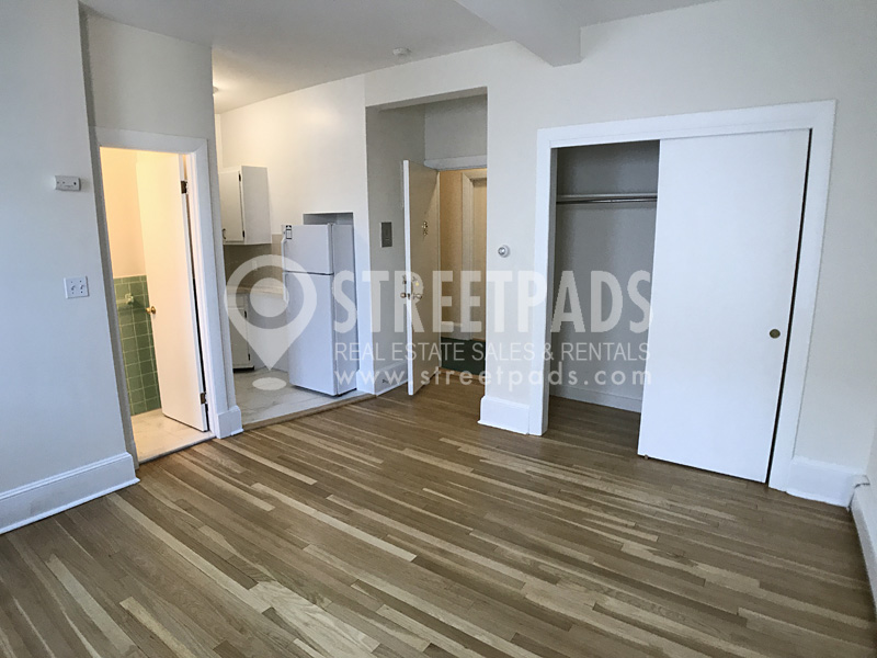 1539 Beacon St, Coolidge Corner