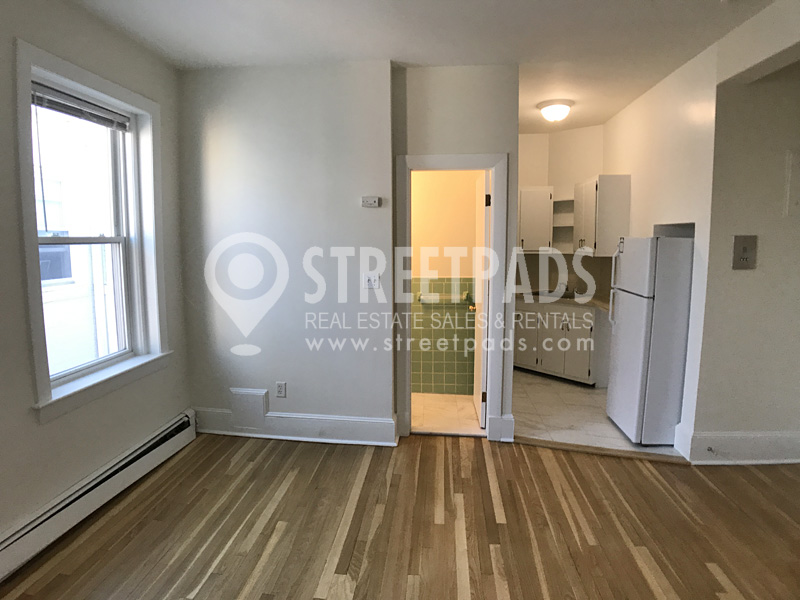 1539 Beacon St, Coolidge Corner