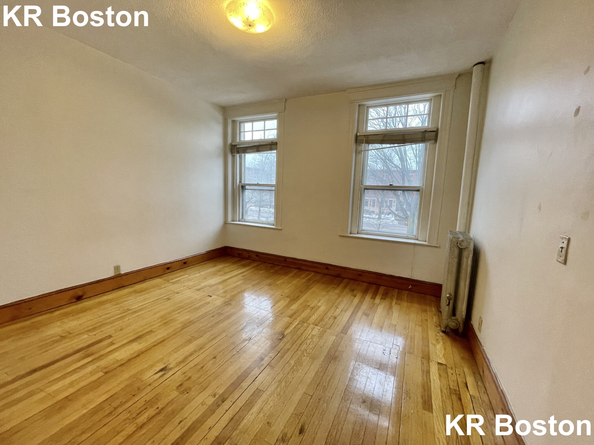 1908 Beacon St, Chestnut Hill