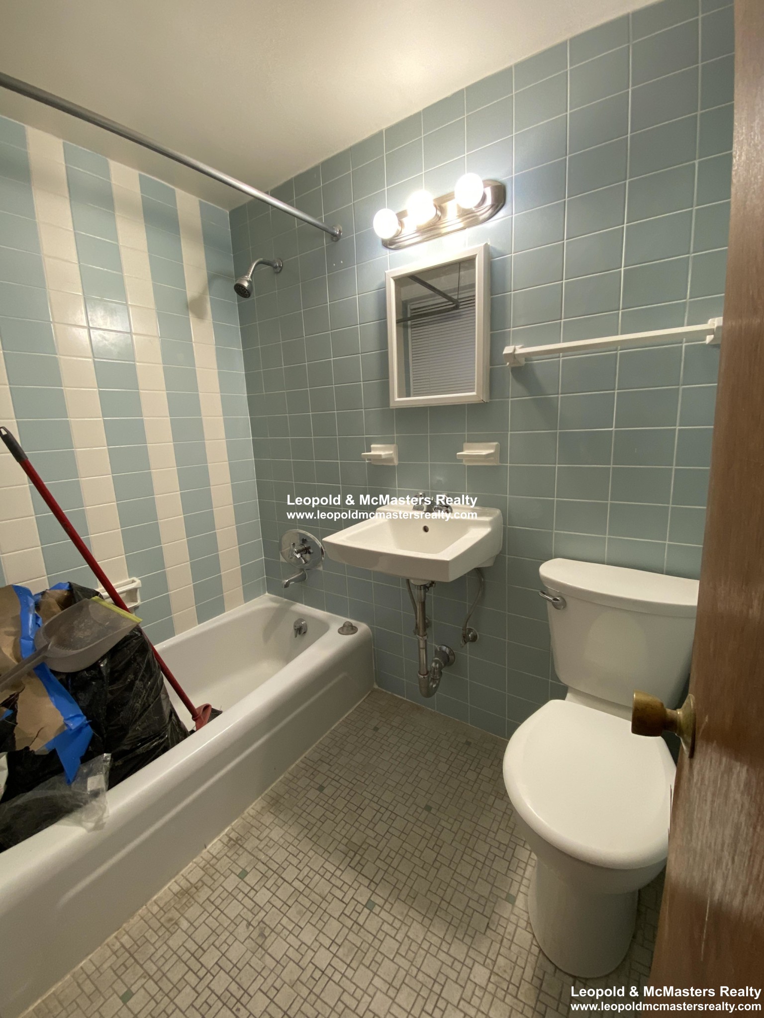 1315 Commonwealth Ave, Allston