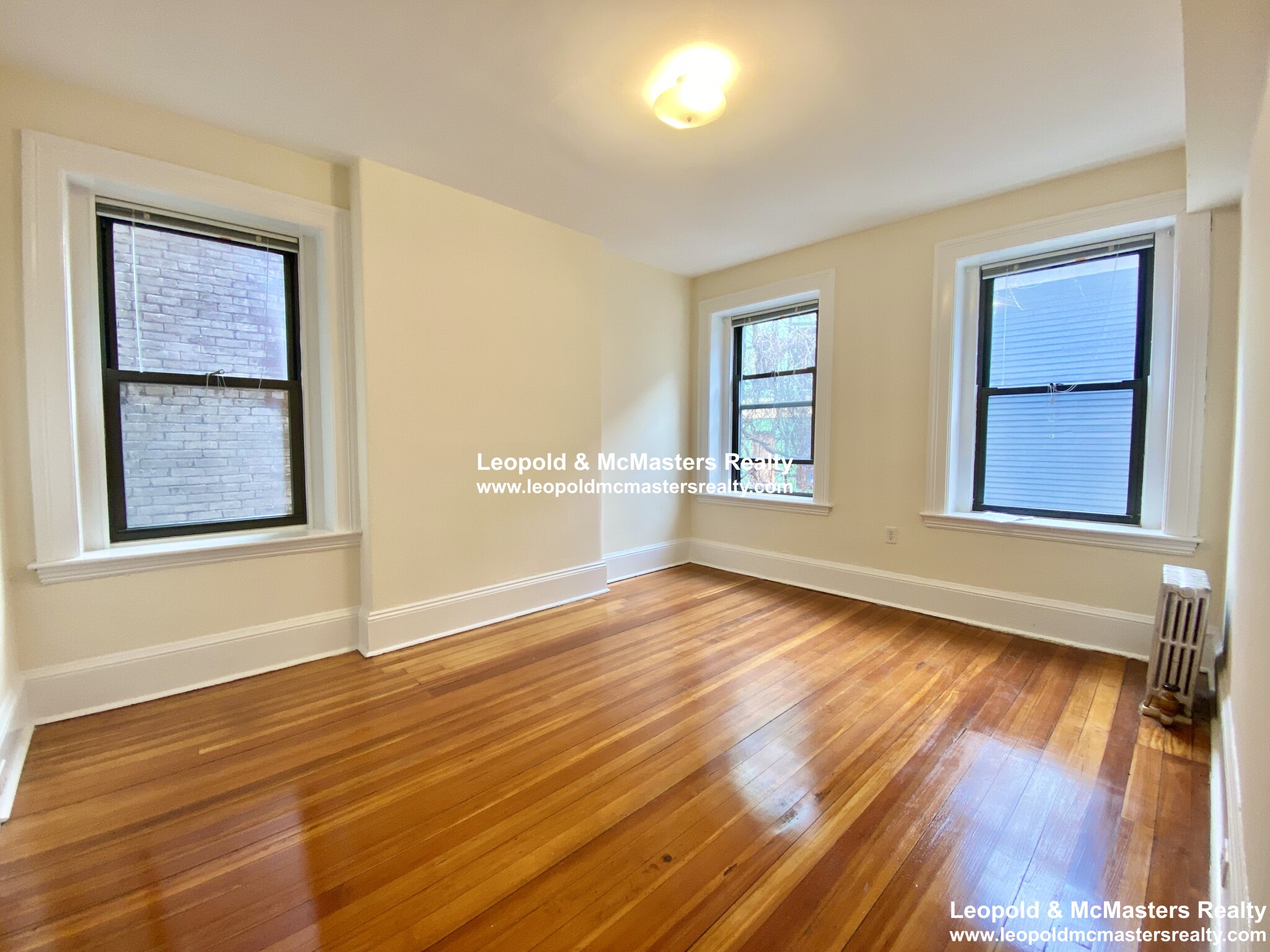 885 Massachusetts Ave, Mid Cambridge