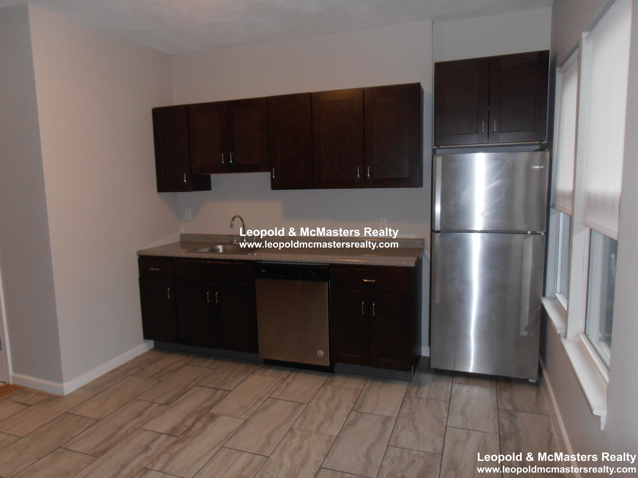 105 Sydney, Dorchester