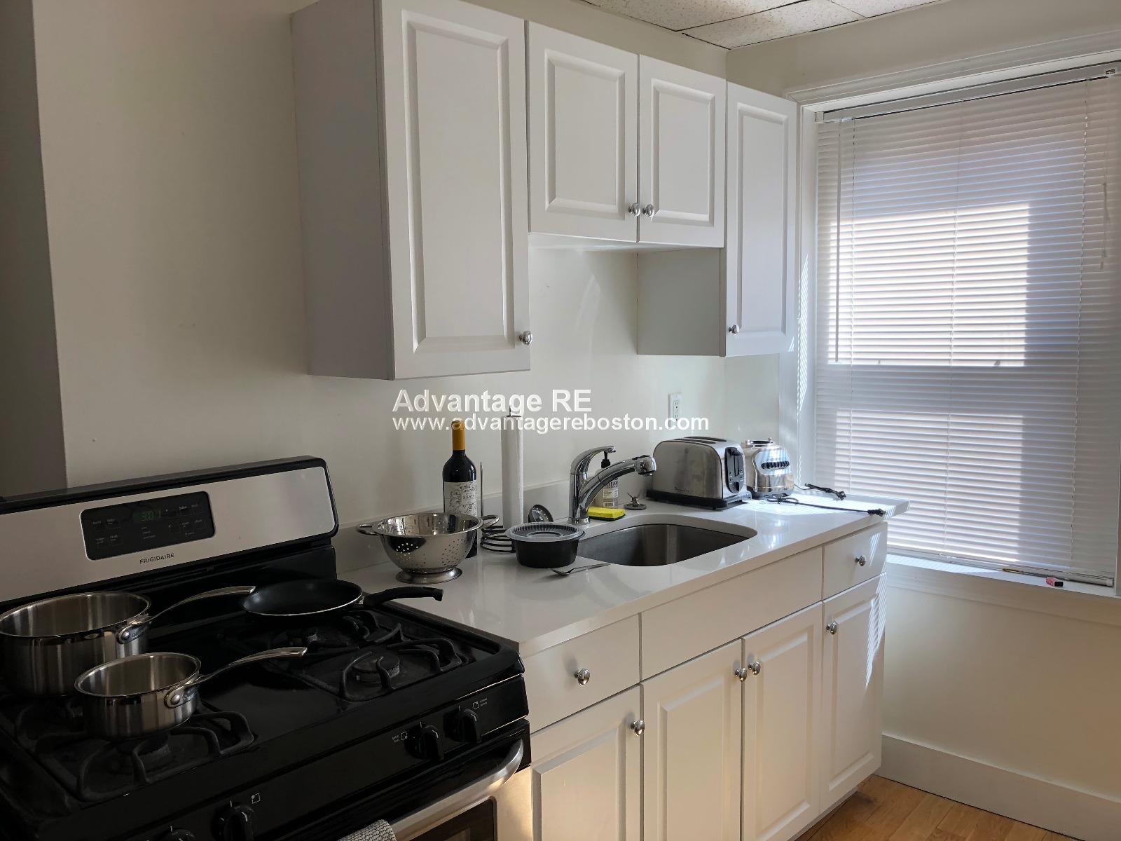 10 Wiget St, North End