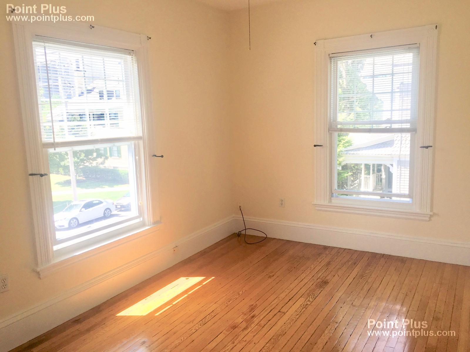 27 Hammond, Harvard Square