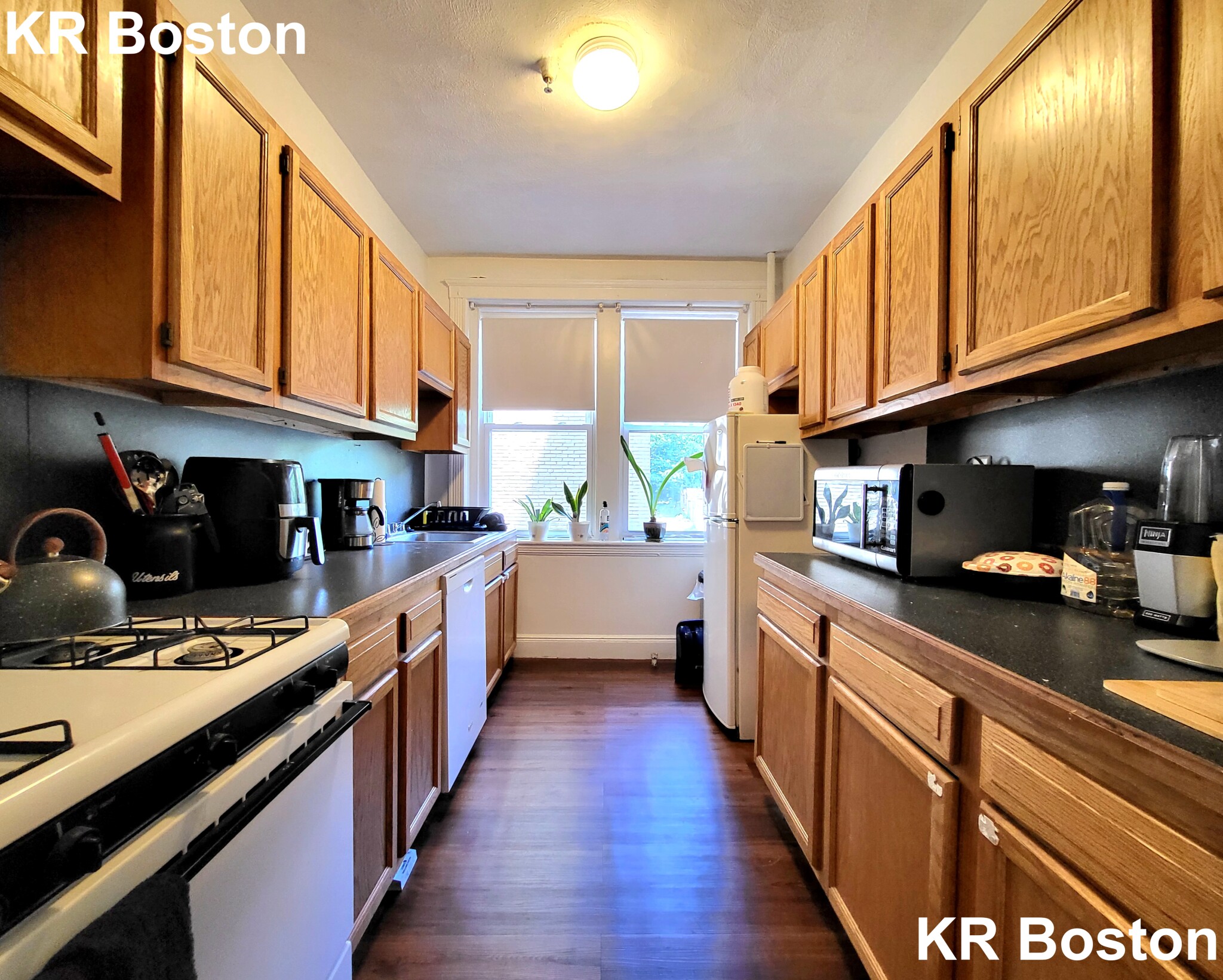 1811 Commonwealth Ave, Brighton