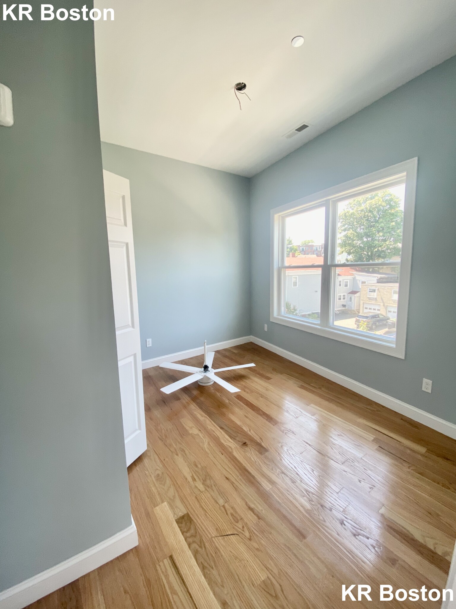 123 Cross St, Prospect Hill