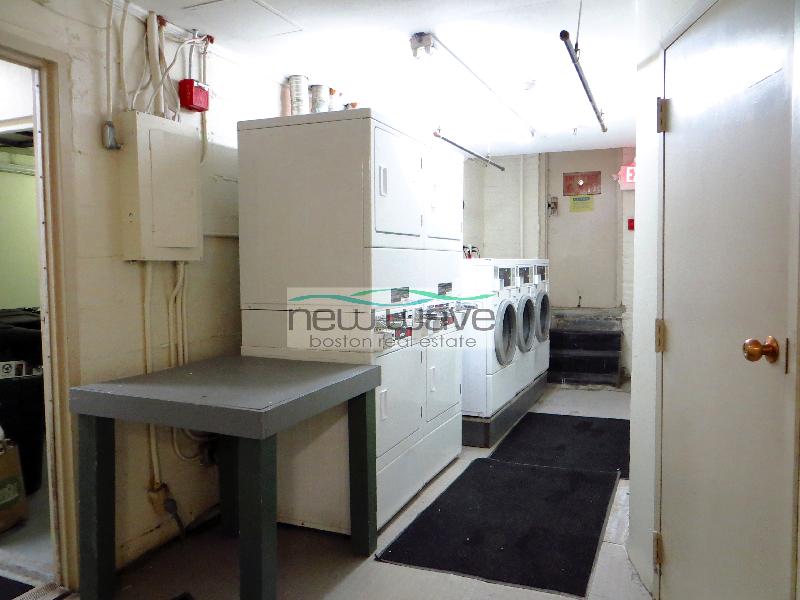 49 Symphony Rd, Fenway