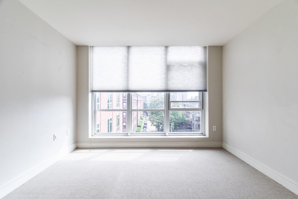 700 Harrison Ave, South End