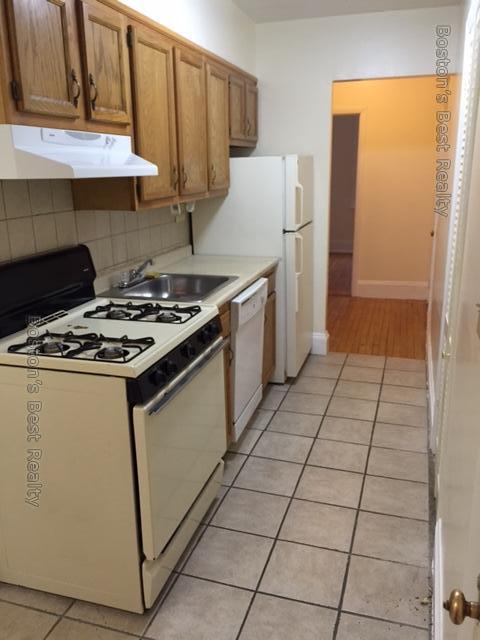 1359 Commonwealth Ave, Brighton