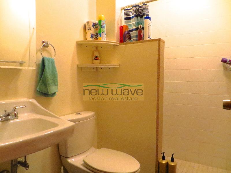 140 Saint Alphonsus, Mission Hill