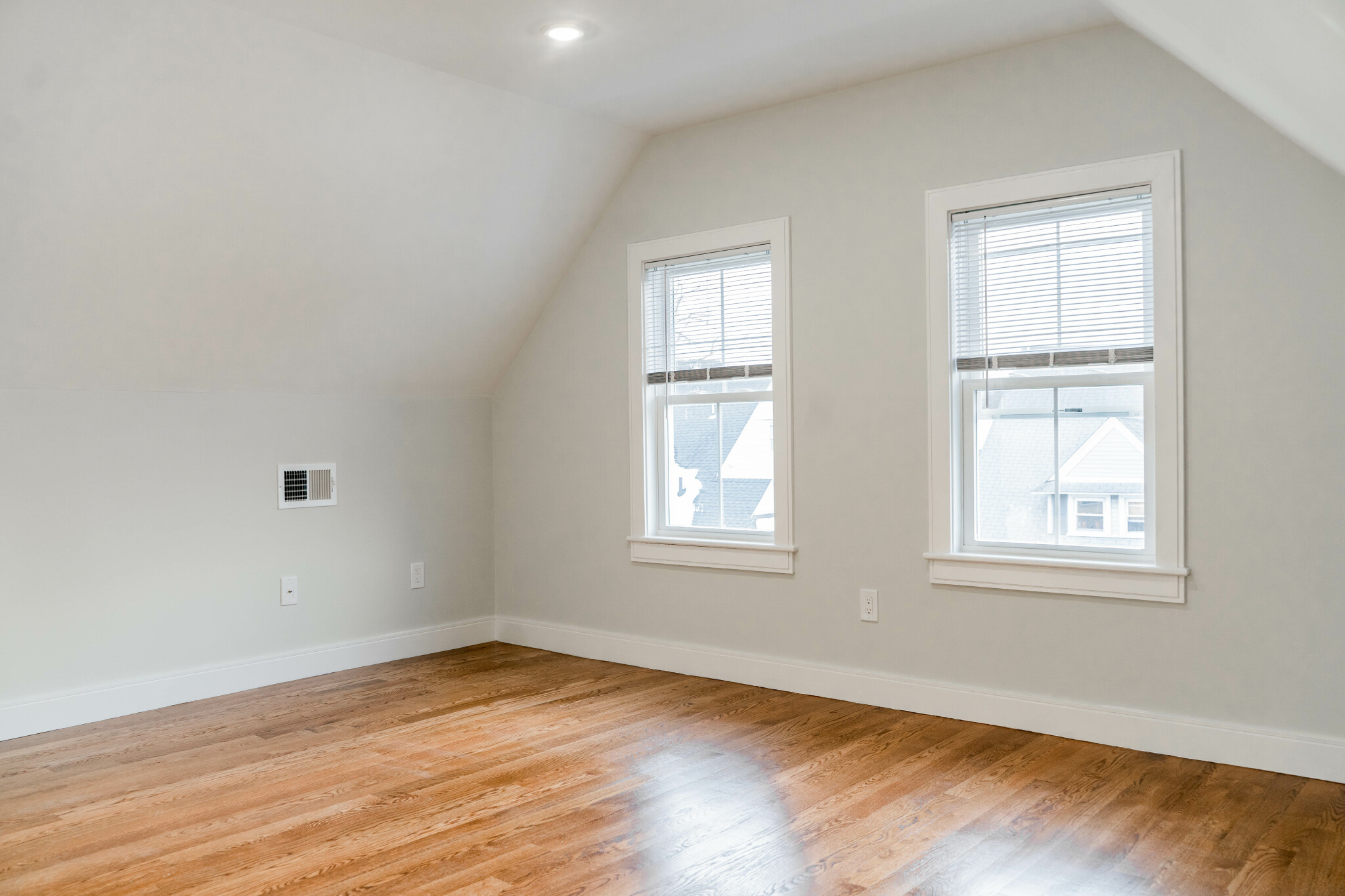 11 Falkland St, Brighton