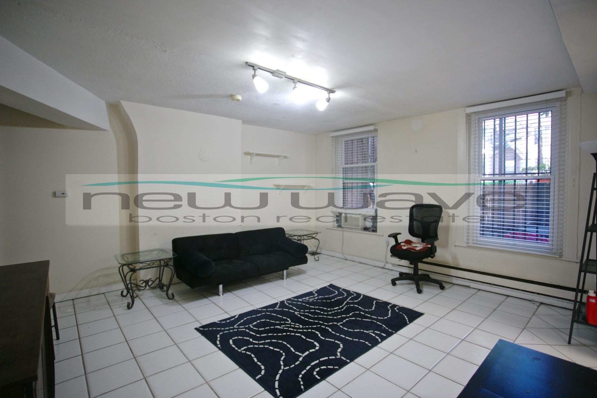 429 Marlborough St, Back Bay