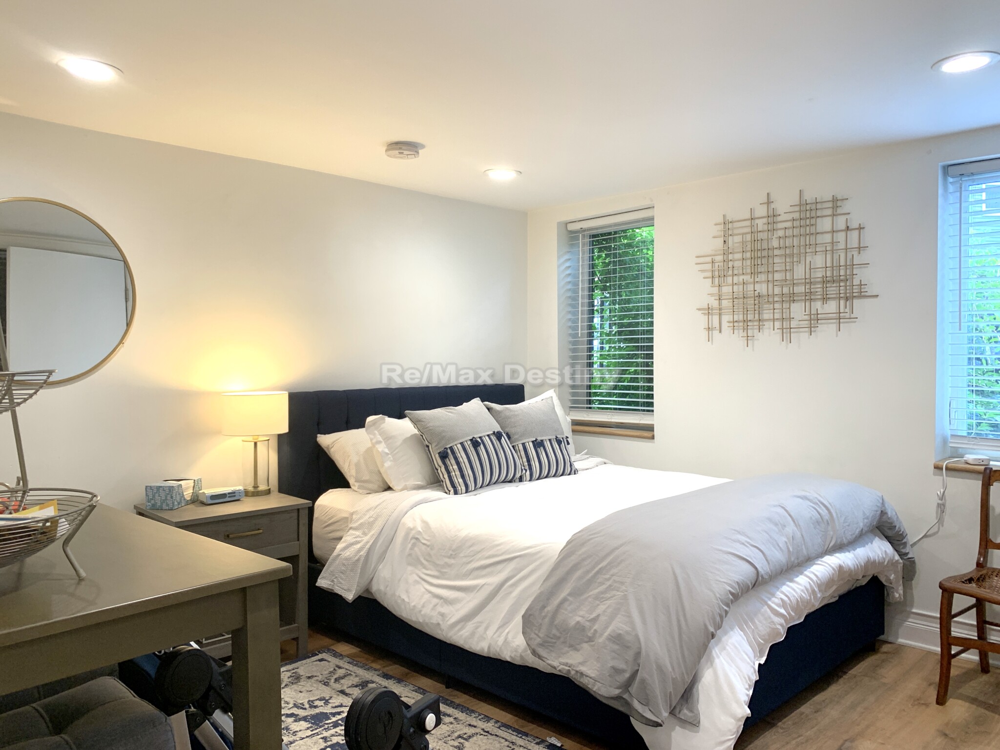 162 Saratoga St, East Boston