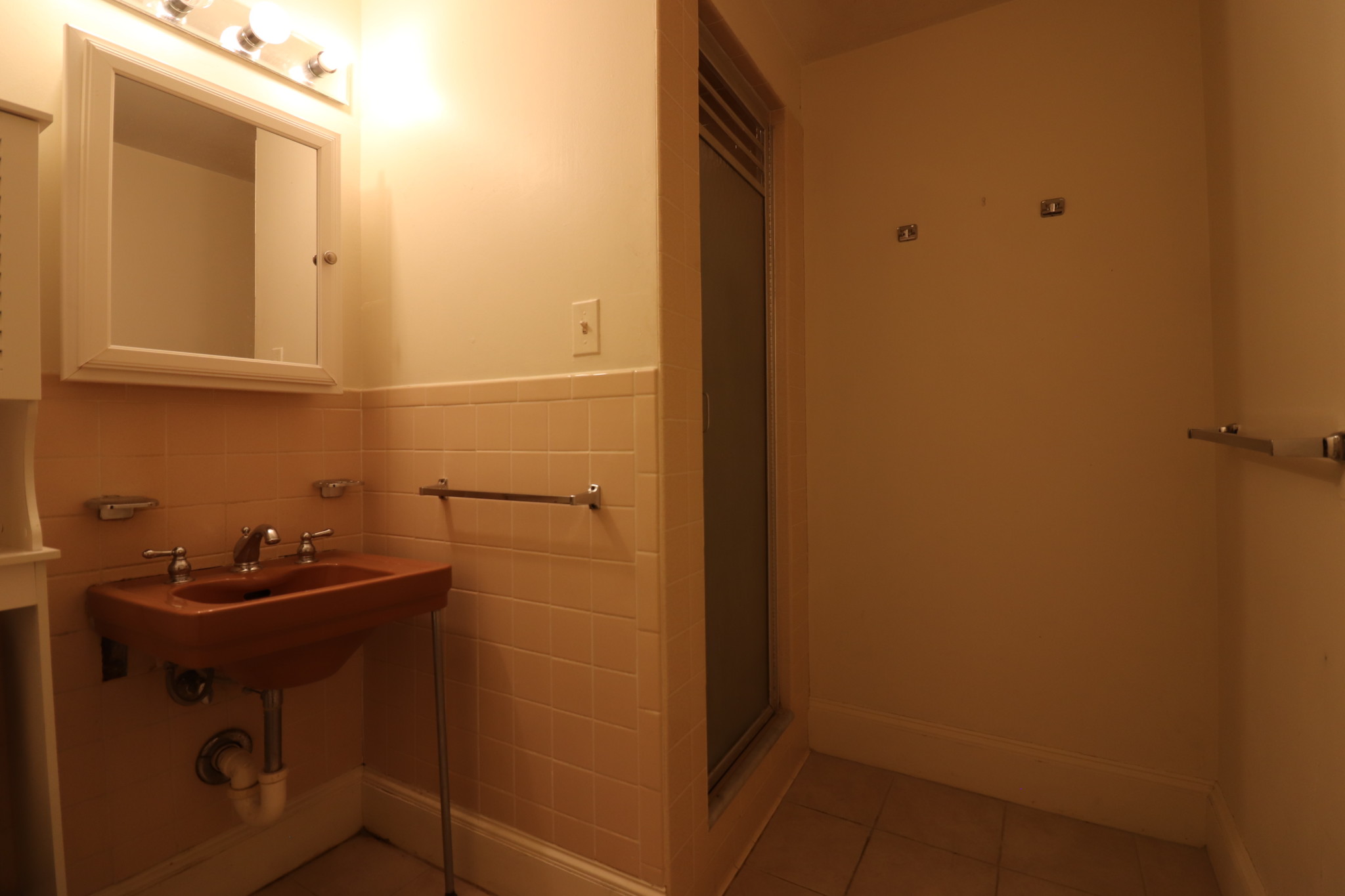 40 Blake Rd, Brookline Hills