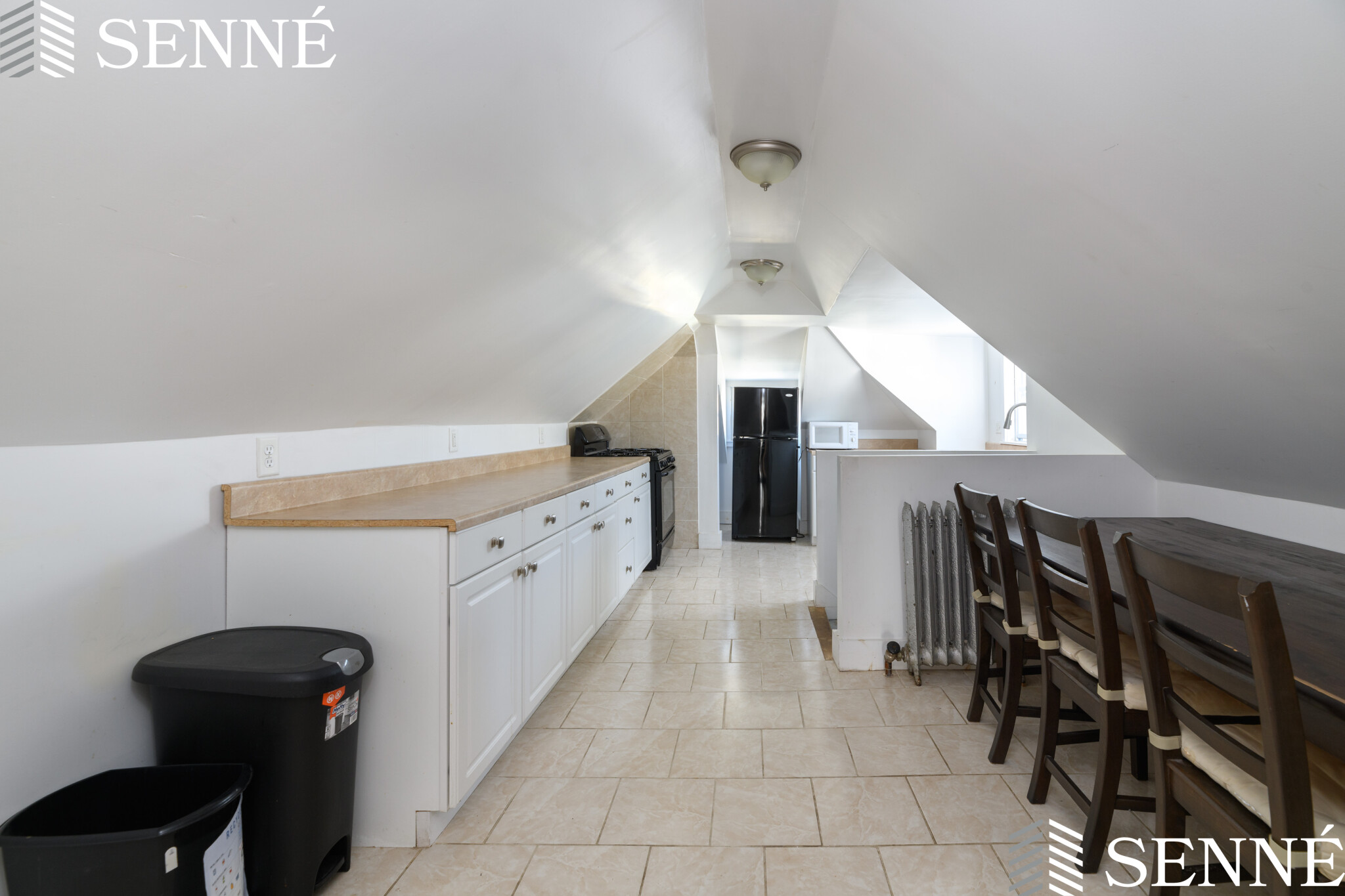 27 Hammond St, Harvard Square