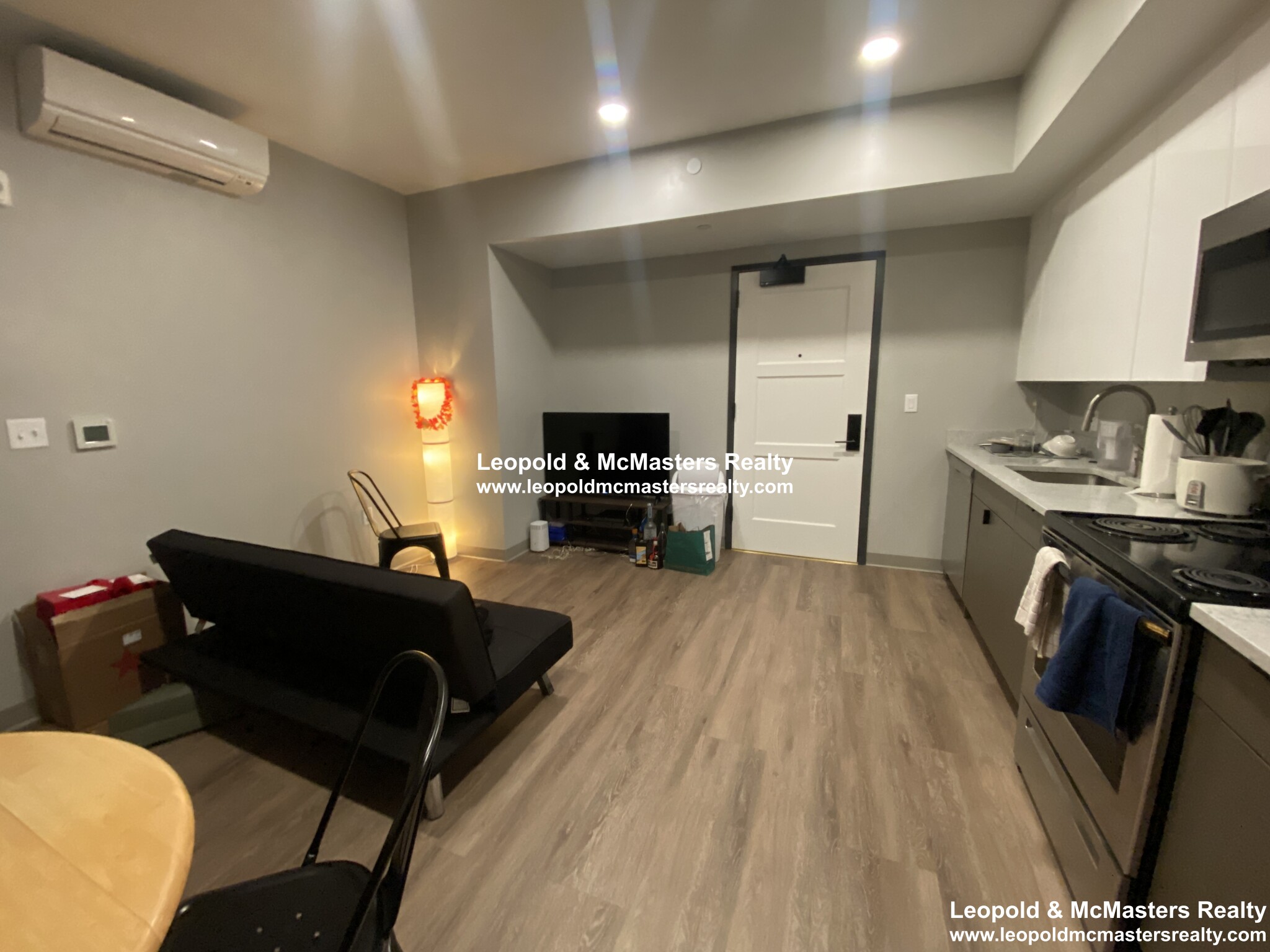 100 Hemenway St, Fenway