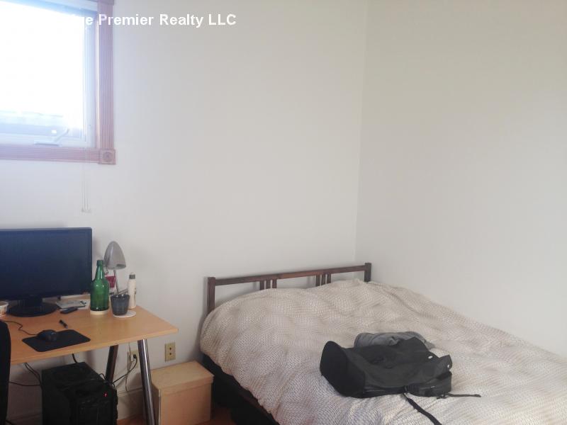 183 Columbia St, Cambridgeport