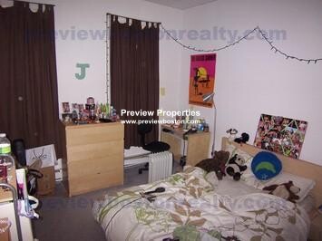 23 Cortes St, Back Bay