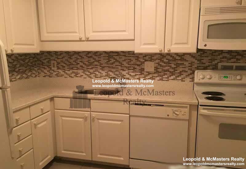 101 Monmouth St, Longwood