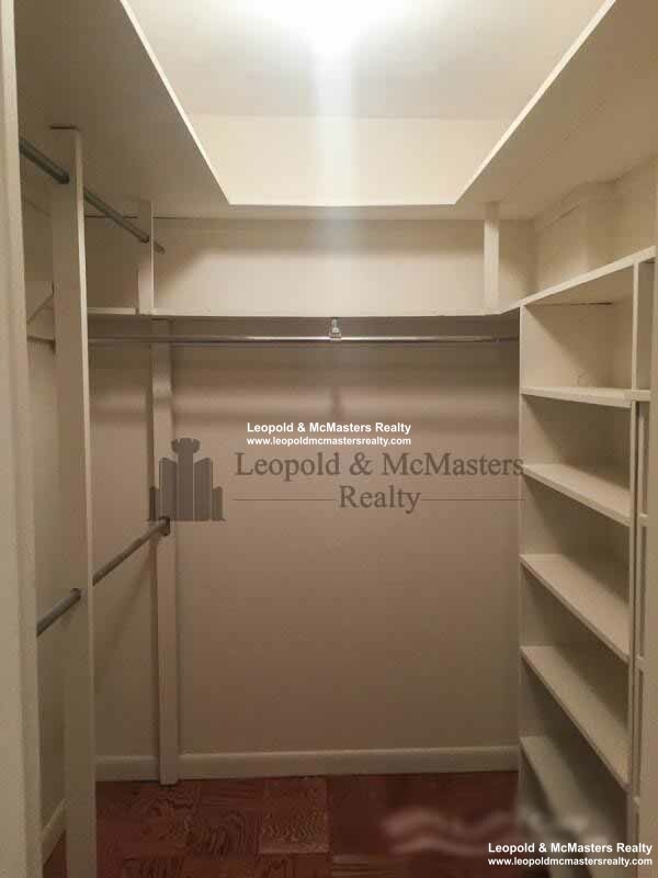 101 Monmouth St, Longwood