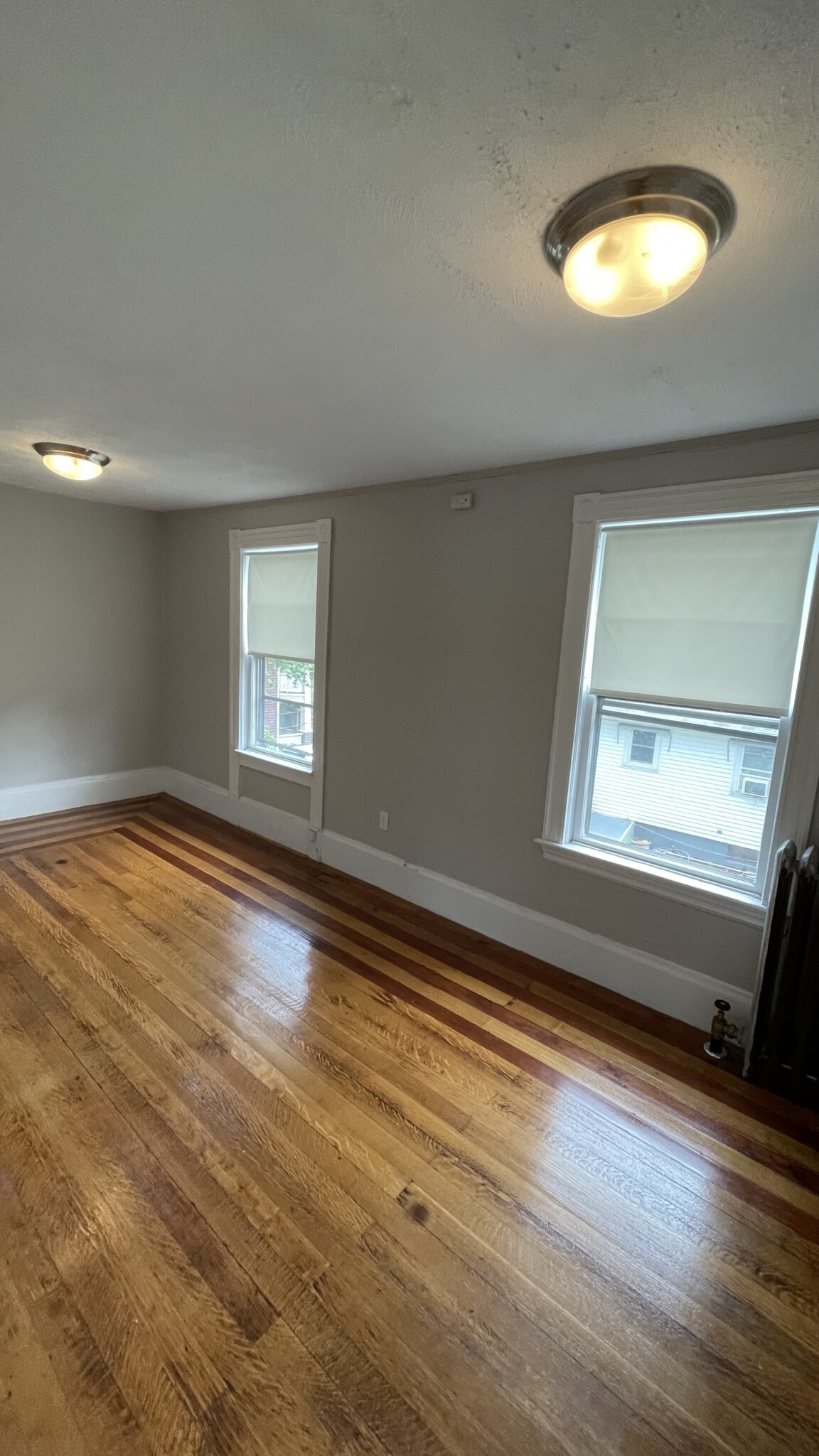 196 Fairmount Ave, Hyde Park