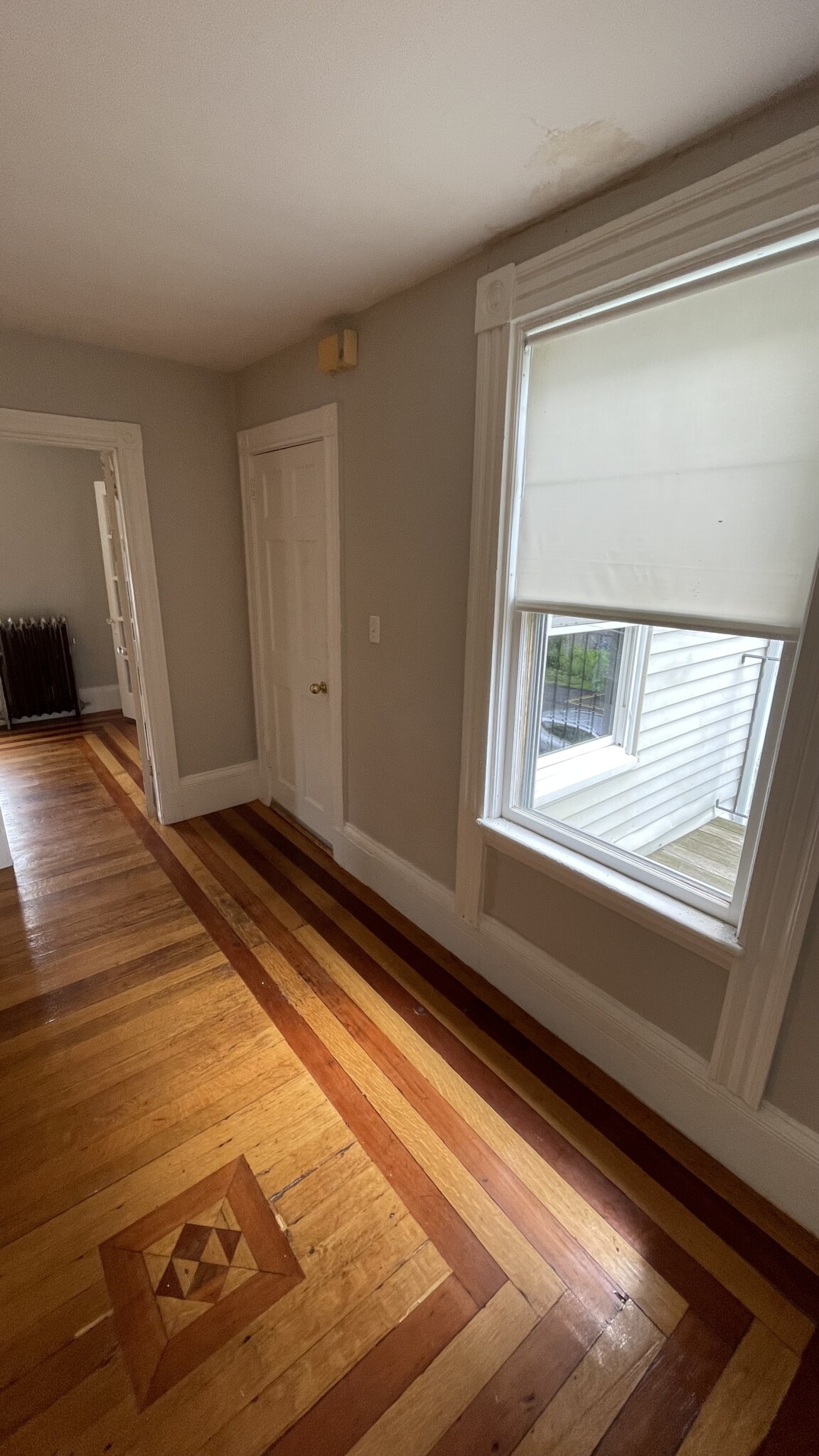 196 Fairmount Ave, Hyde Park