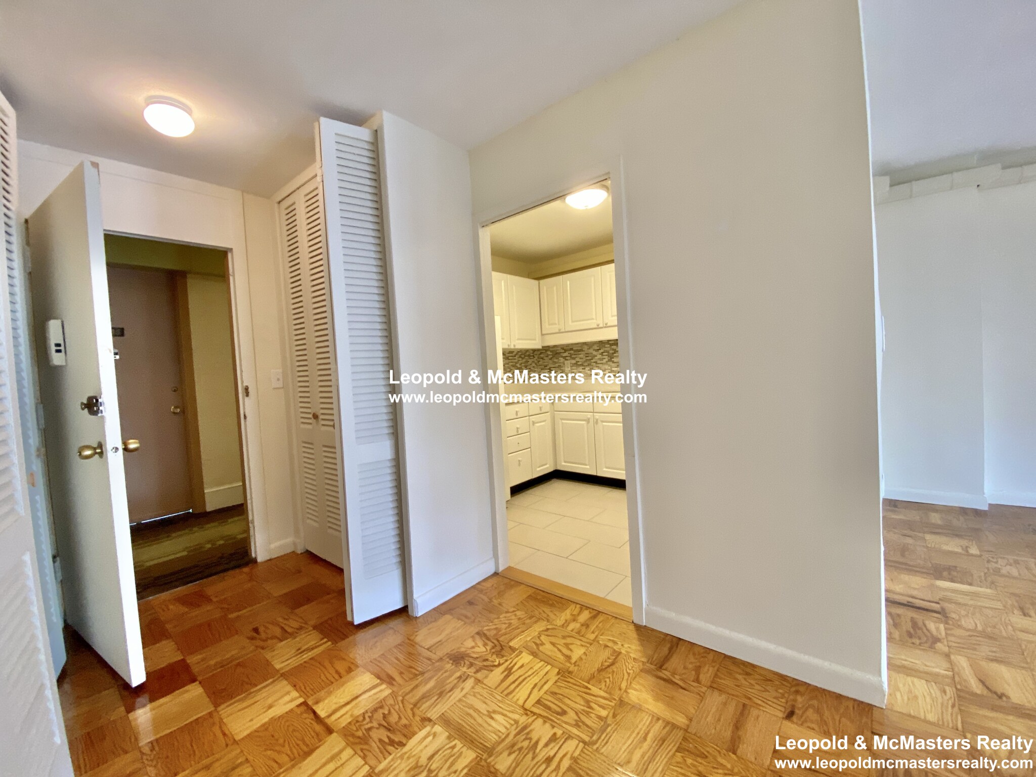 101 Monmouth St, Longwood