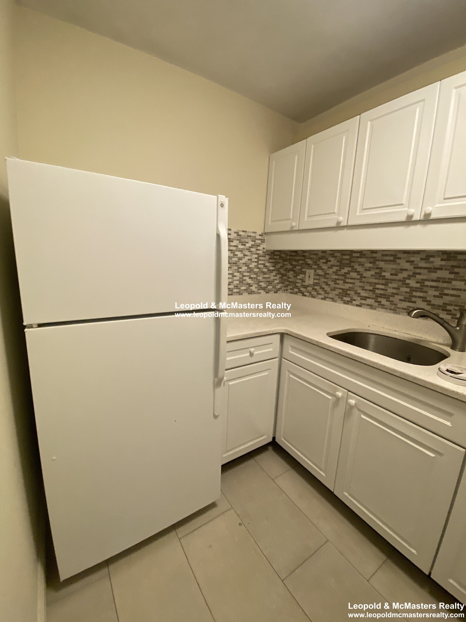 101 Monmouth St, Longwood