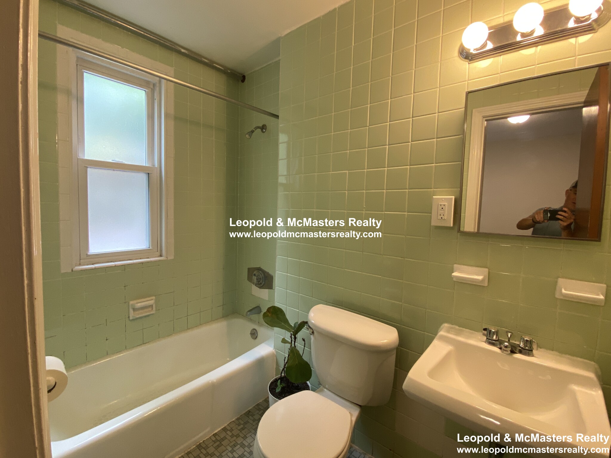 70 Huntington Ave, Jamaica Plain