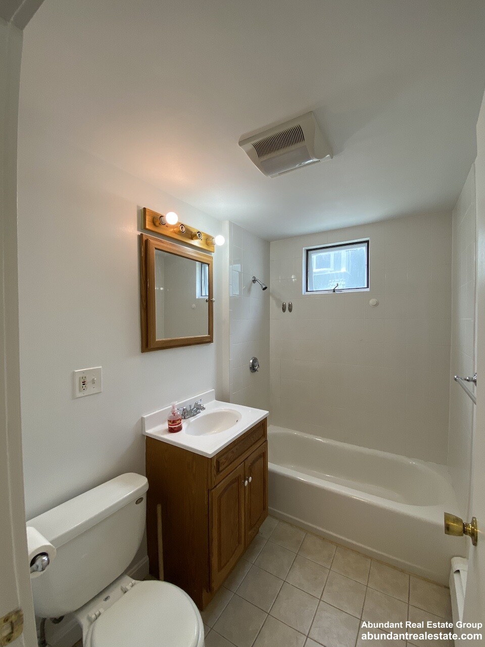 25 Conwell Ave, Teele Square