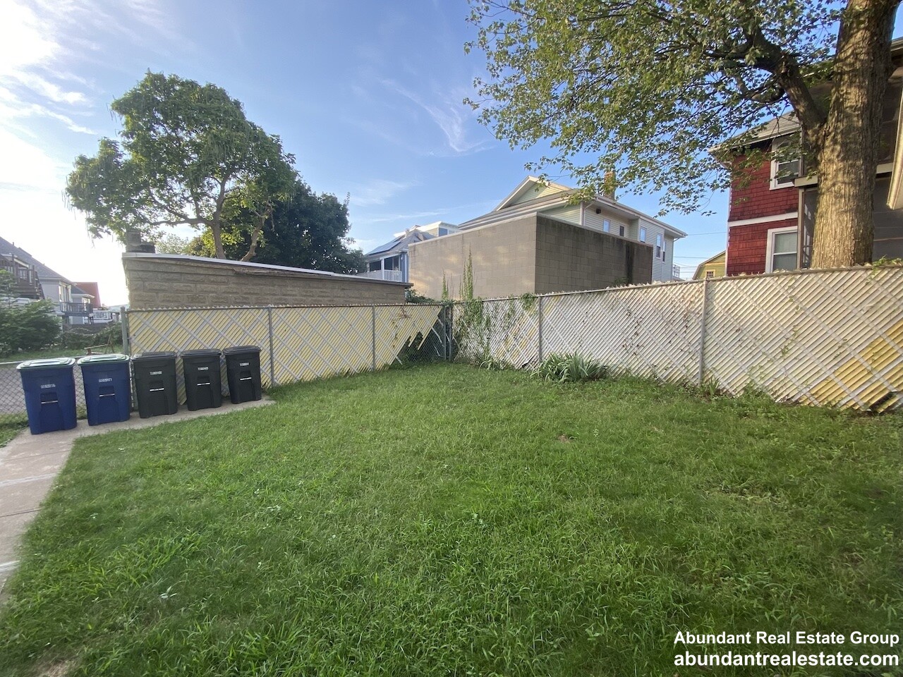 25 Conwell Ave, Teele Square