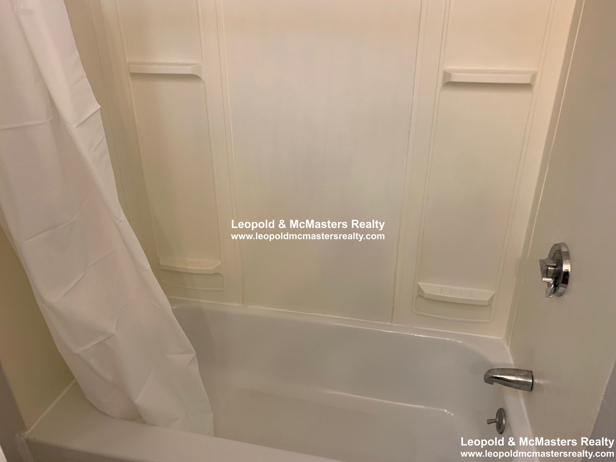 21 Linden St, Allston