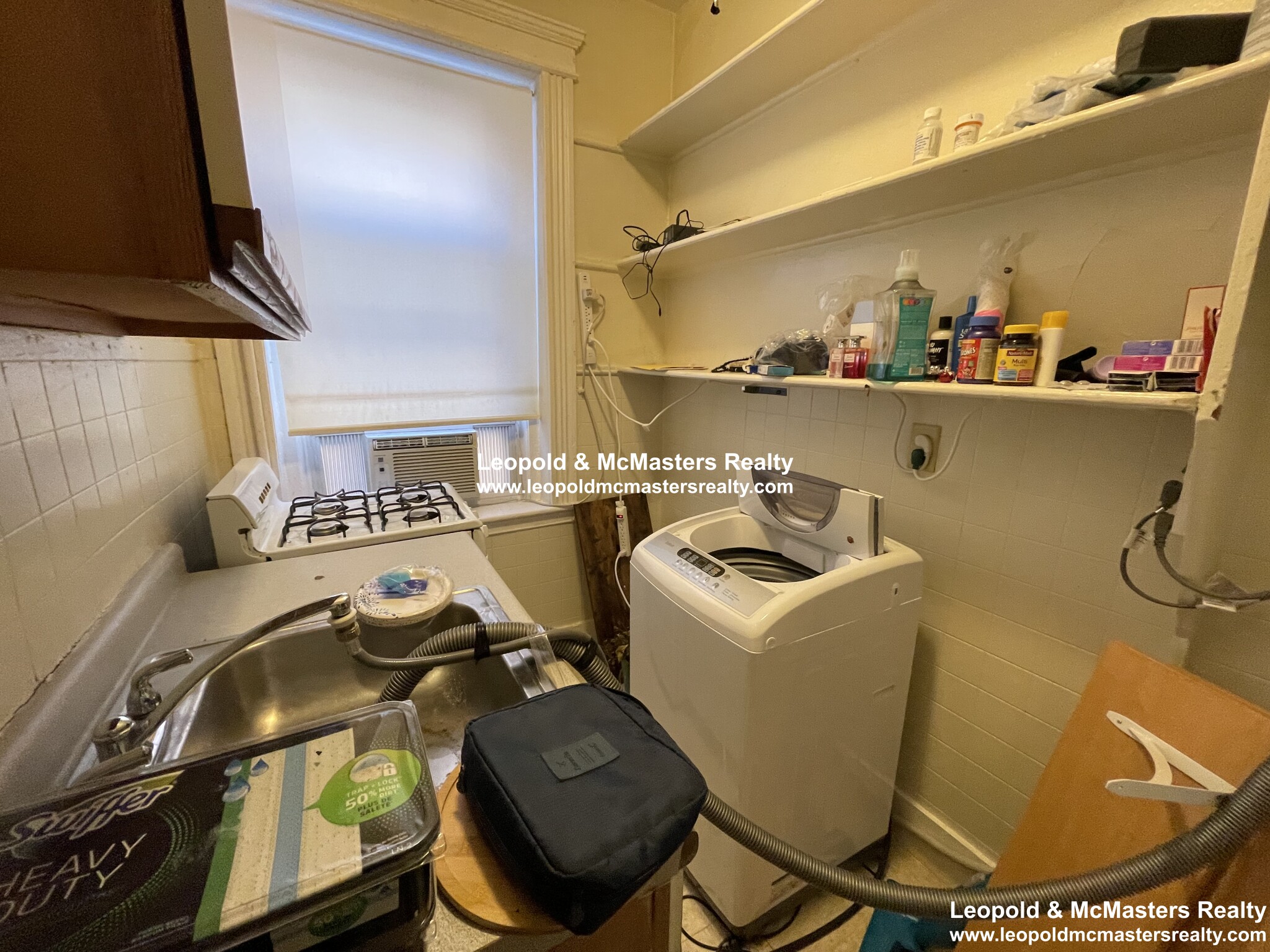 368 Riverway, Mission Hill