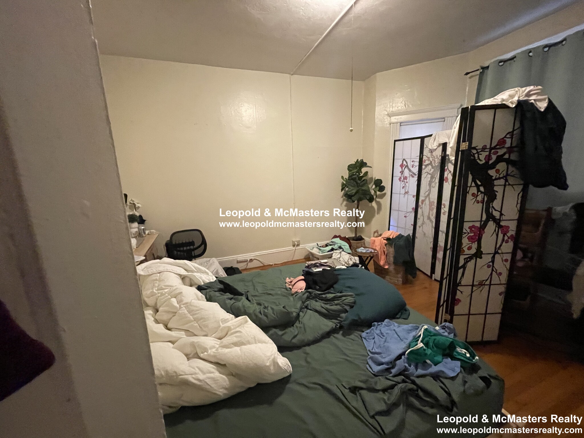 368 Riverway, Mission Hill