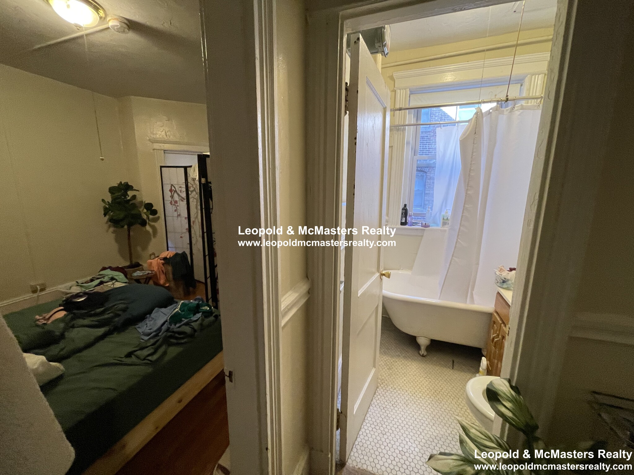 368 Riverway, Mission Hill