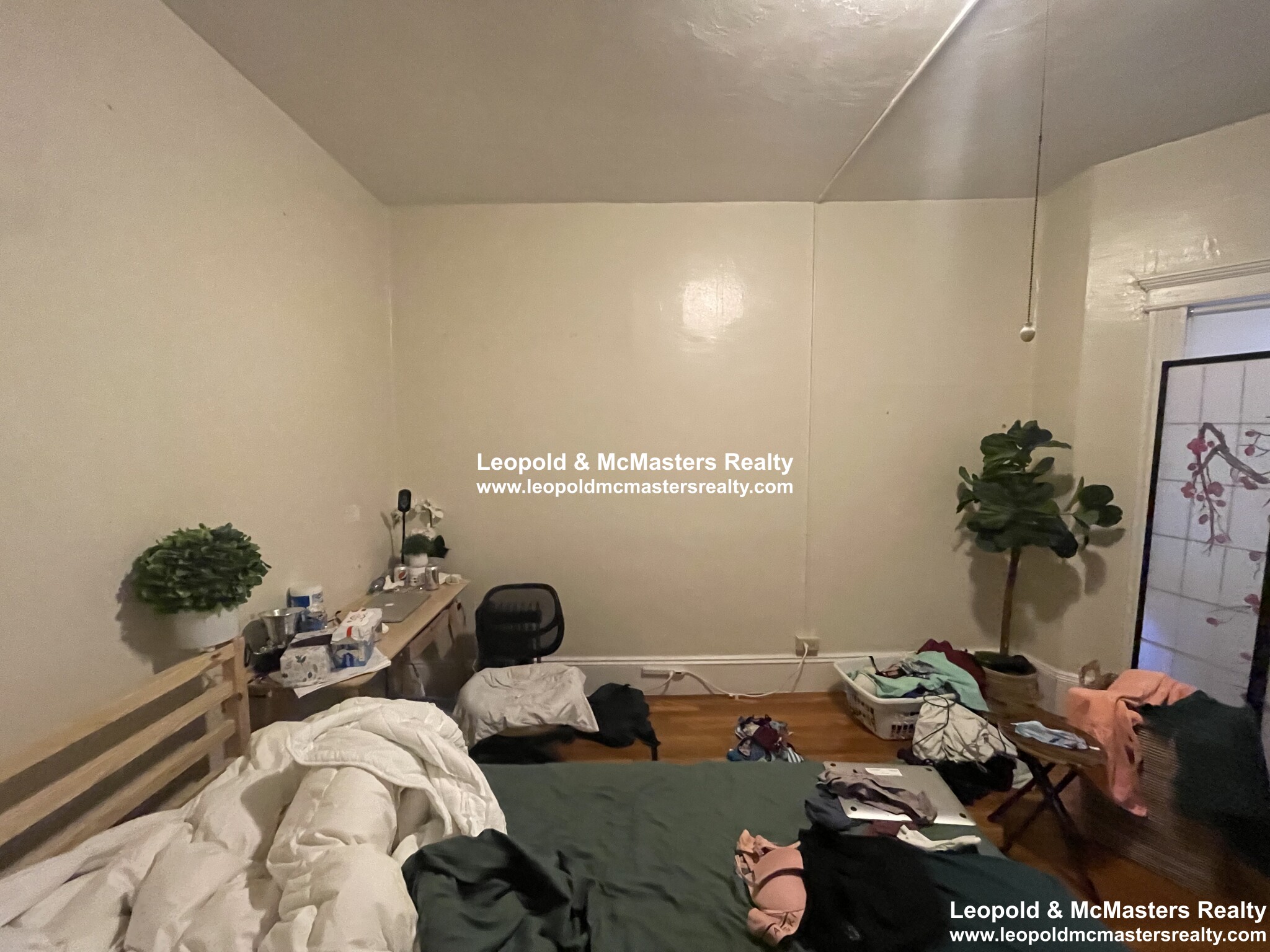 368 Riverway, Mission Hill