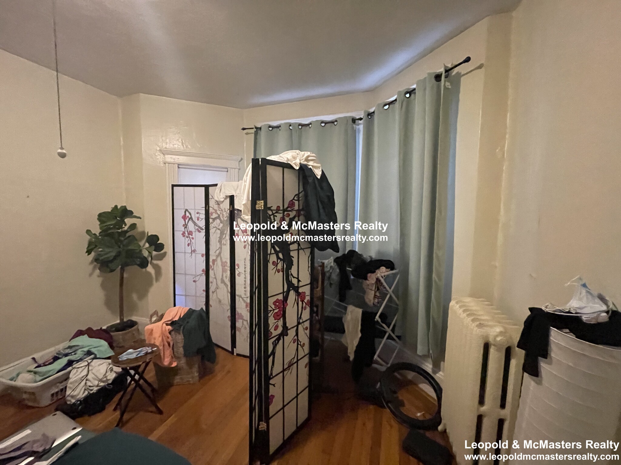 368 Riverway, Mission Hill