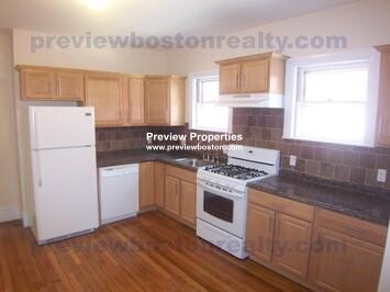 16 Fairbanks St, Brighton