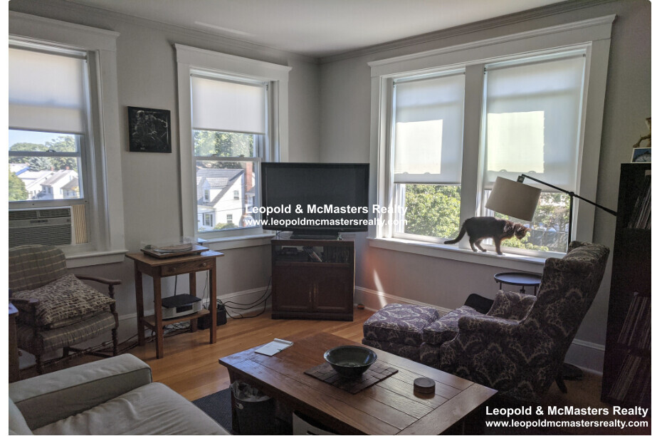 14 Russell St, North Quincy