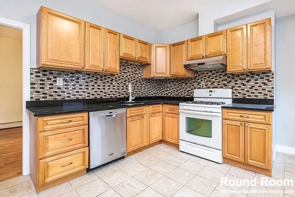 28 Moreland St, Winter Hill