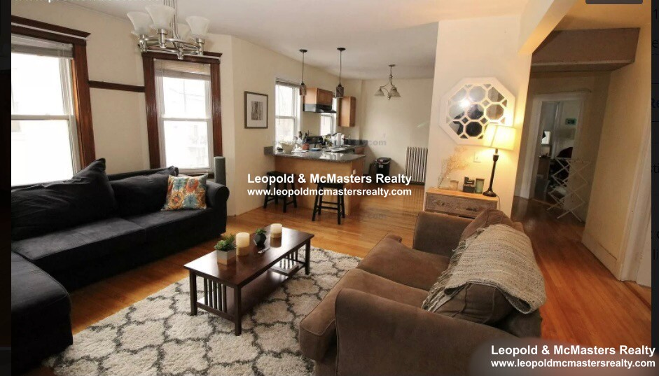 331 Faneuil St, Brighton