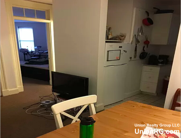 829 Beacon St, Fenway