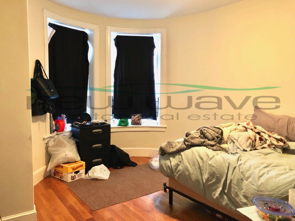 836 Huntington Ave, Mission Hill