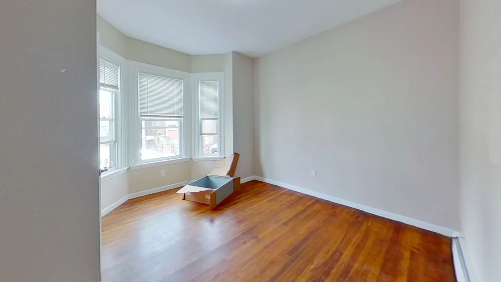 121 George St, Roxbury