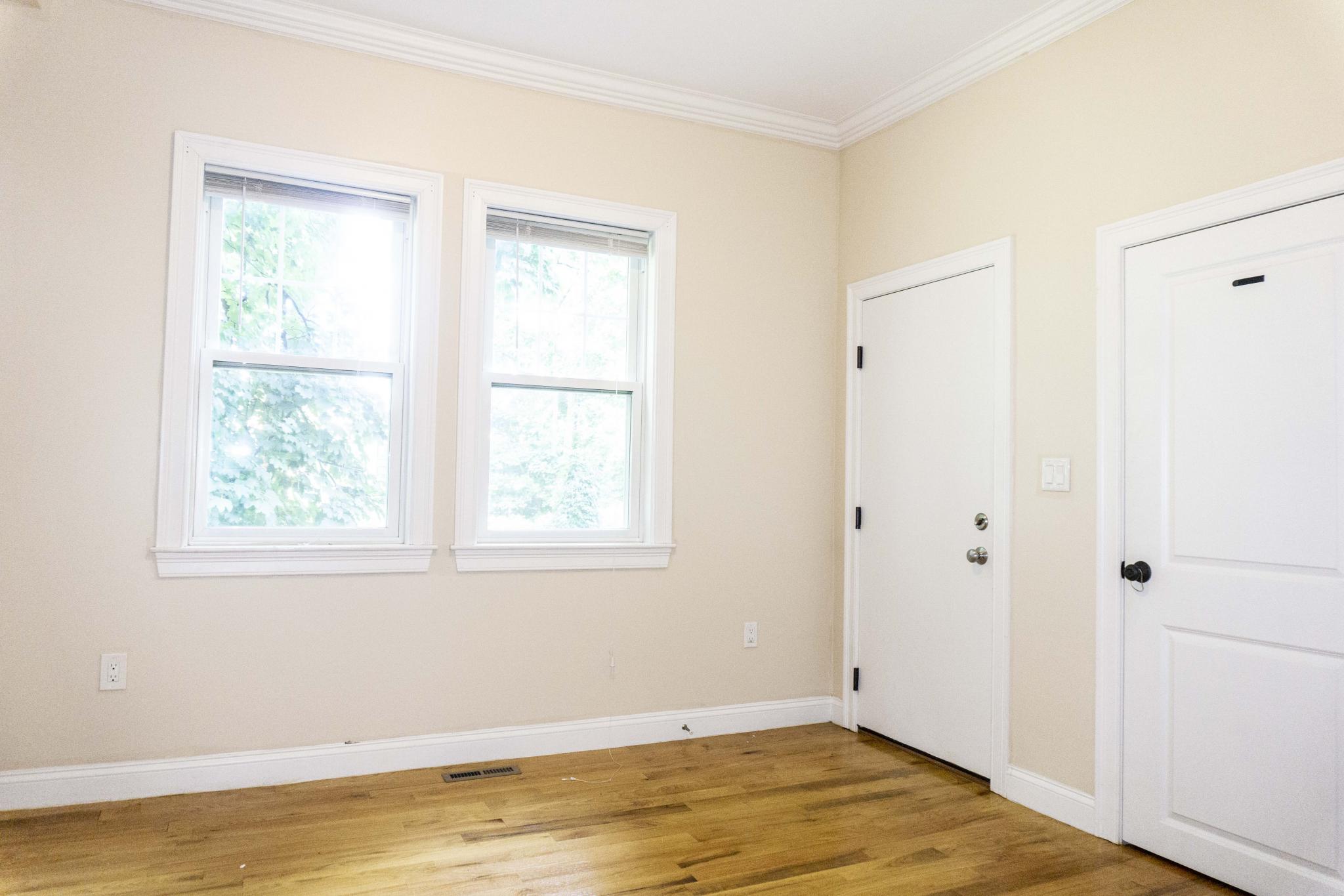 52 Townsend St, Roxbury